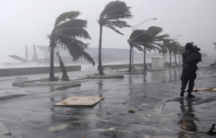 Ураган на Багамах